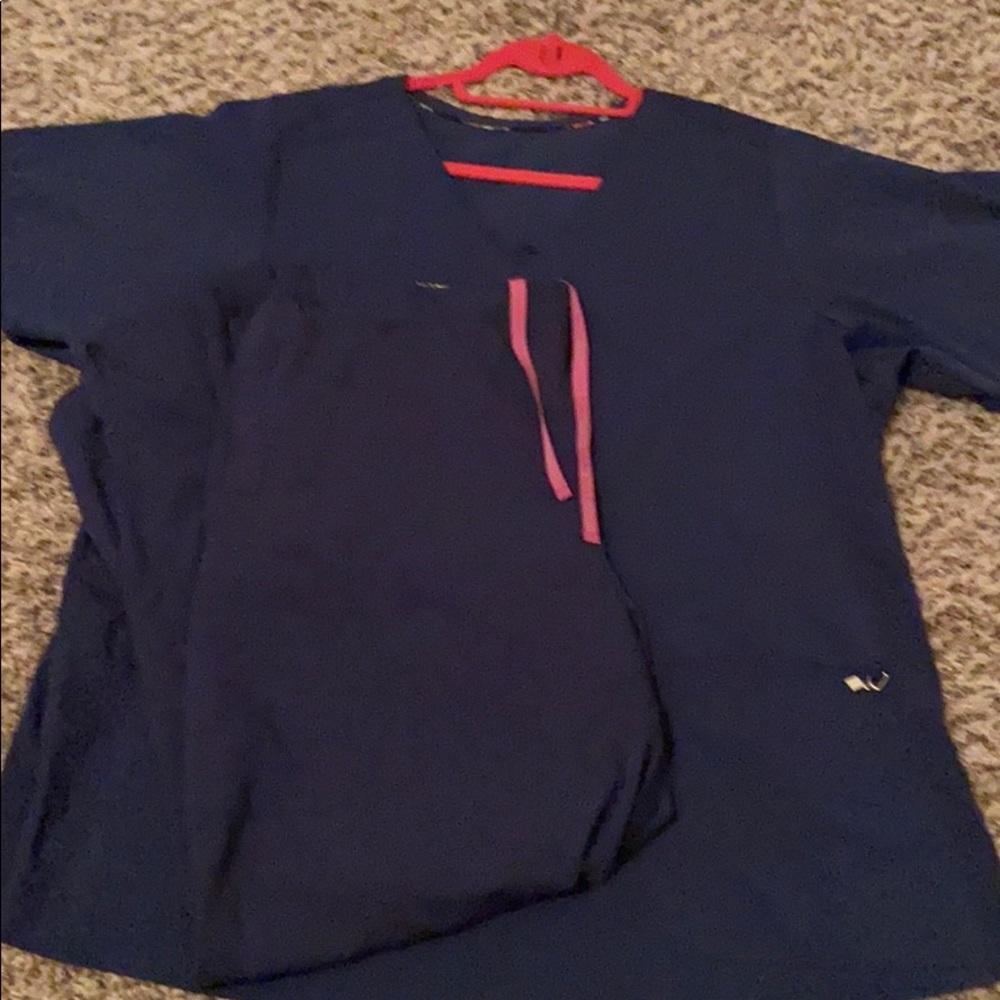 Vera Bradley scrubs Navy 2XL